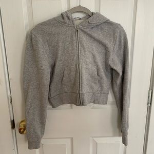 Brandy Melville Cropped Sweater